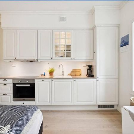 Ditt Private Hotellrom Тромсё Экстерьер фото